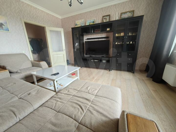 2-к. квартира, 67,4 м², 12/17 эт.