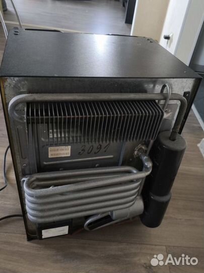 Холодильник маленький бу