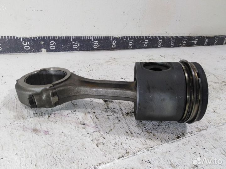 Поршень с шатуном 3964810