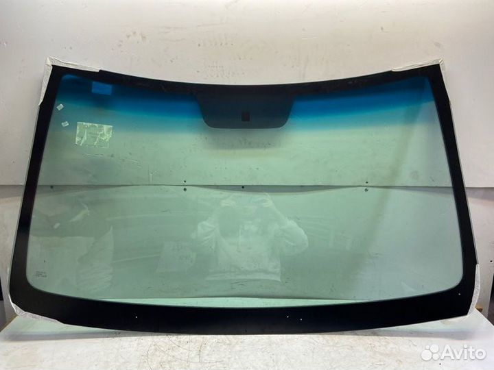 Стекло лобовое (ветровое) Renault Logan I