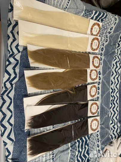 Волосы на трессах, прямые