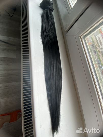 Волосы на заколках