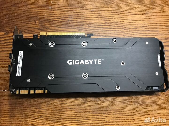 Видеокарта GTX 1080 Gigabyte Windforce OC 8G