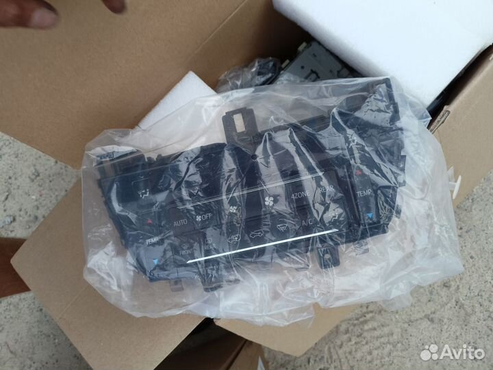 Магнитола с блоком управления на land cruiser 200