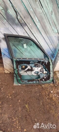 Водительская дверь BMW e34