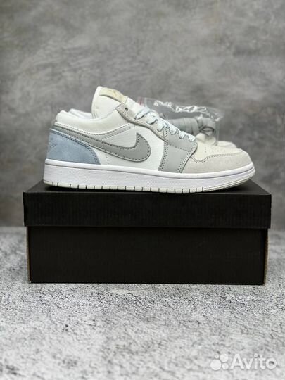 Кроссовки Nike Air Jordan 1 low