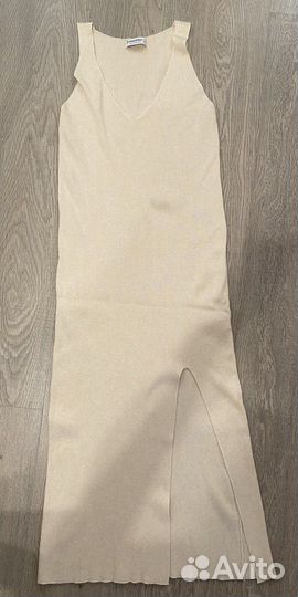 Платье stradivarius