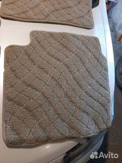 Ковры в салон автомобиля