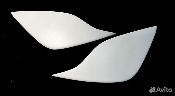 Реснички toyota caldina задняя оптика 2002-05