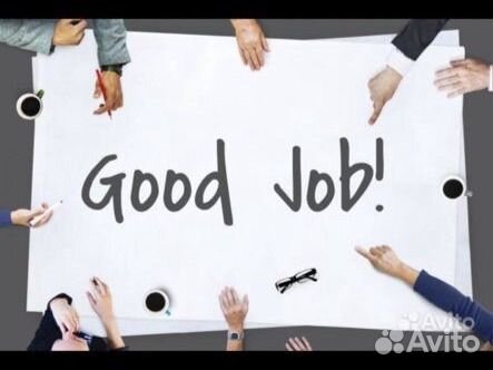 Продавец на островок с мобильными аксессуарами