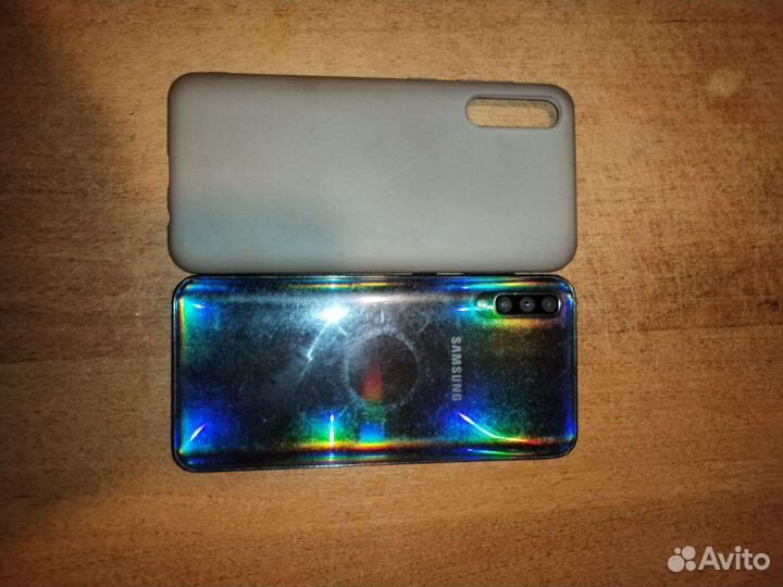 Телефон Samsung а 50