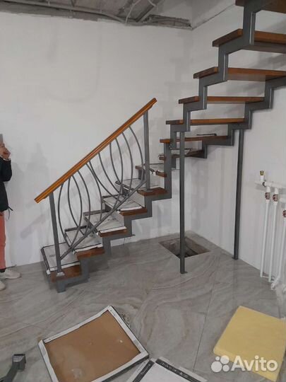 Изготовление лестниц на металлокаркасе