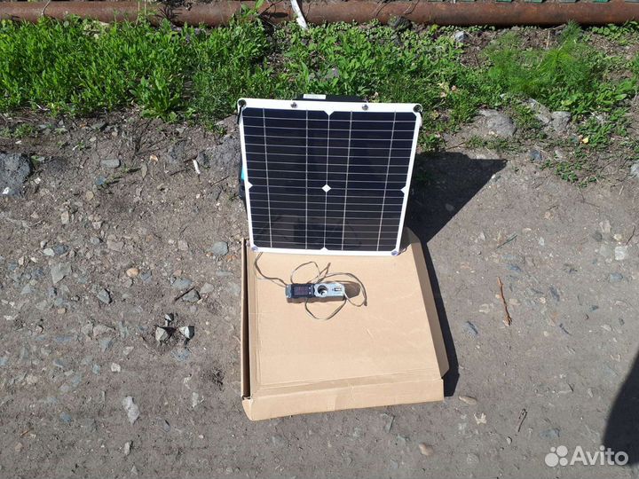 Солнечная батарея с контроллером