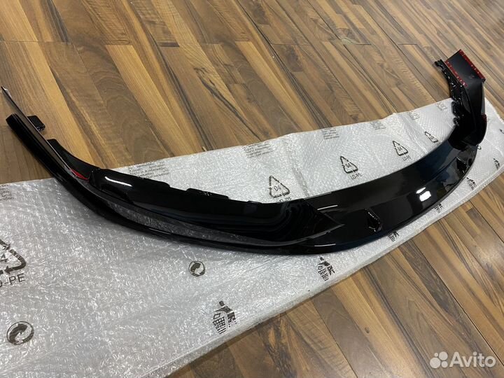 Сплитер переднего бампера BMW G30 performance