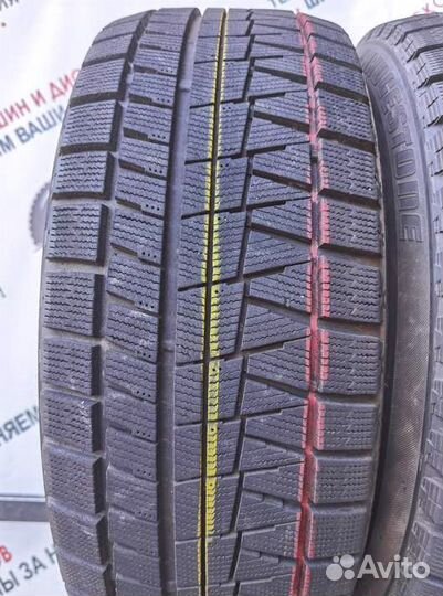 Bridgestone Blizzak Revo GZ 235/50 R18 97P