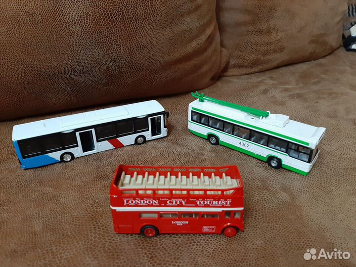 Детский автобус, троллейбус, трамвай, машинки