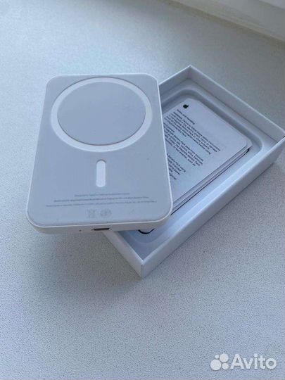 Apple MagSafe battery Pack