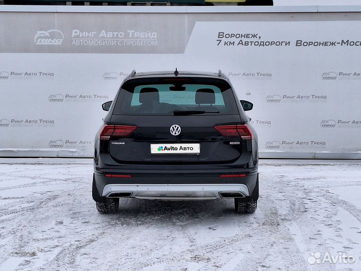 Volkswagen Tiguan 2.0 AMT, 2019, 110 146 км