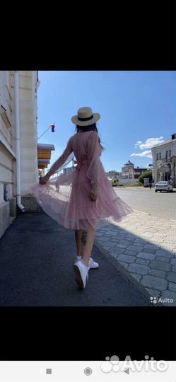 Платье на праздник новое