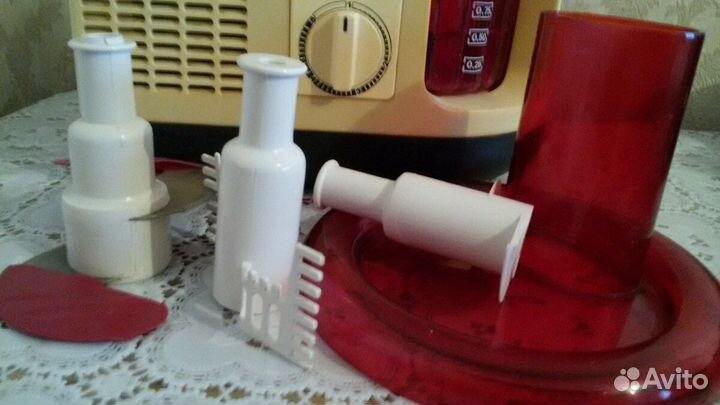 Кухонный комбайн и тостер электрические