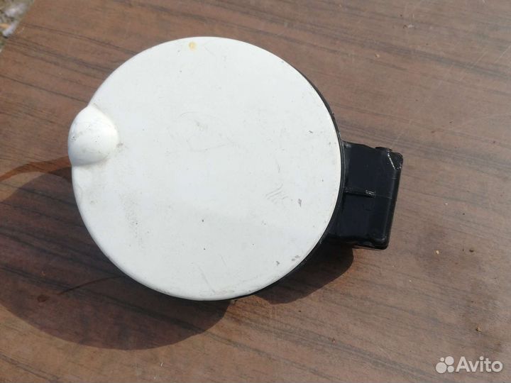 Лючок бензобака Шкода Фабия 1