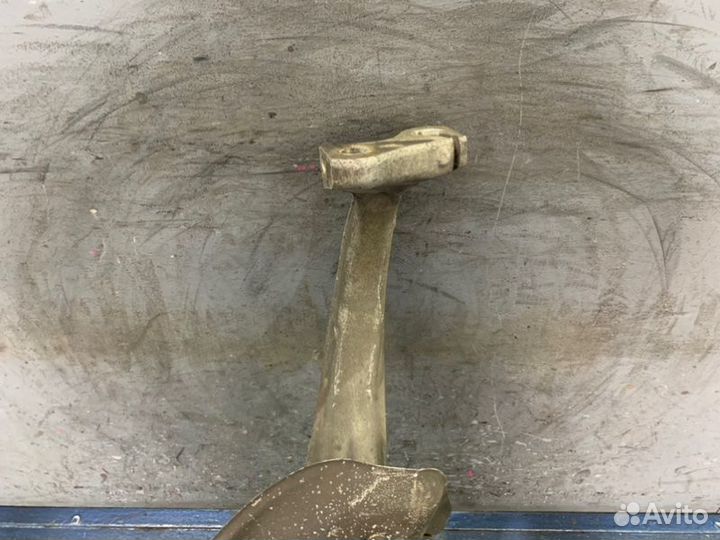 Кулак поворотный передний левый Audi Q5 8R