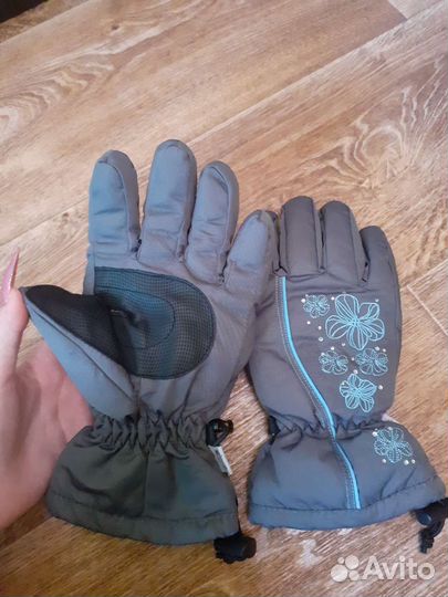 Перчатки для лыж