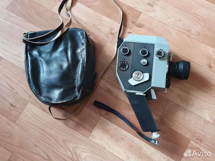 Кинокамера Зенит Кварц 2*8с-3