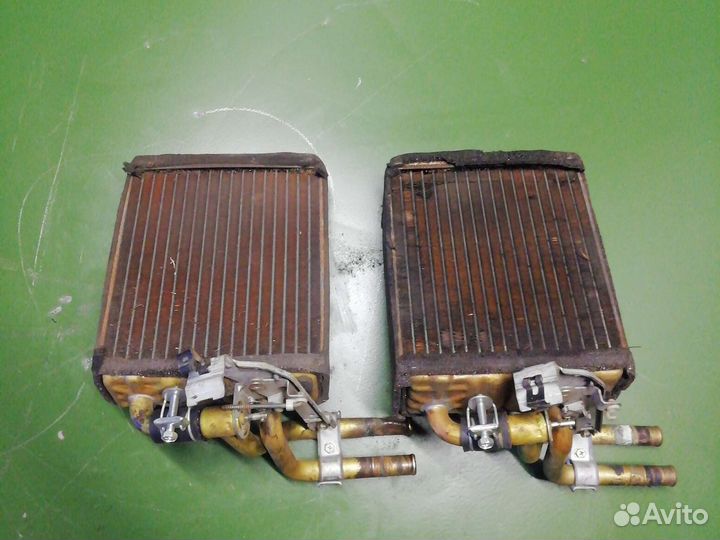 Mitsubishi Pajero 1 радиатор отопителя