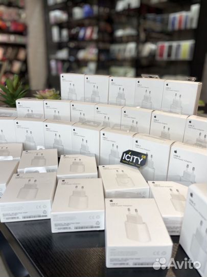 Адаптер Apple для iPhone/iPad на 5w/12w/18w/20w