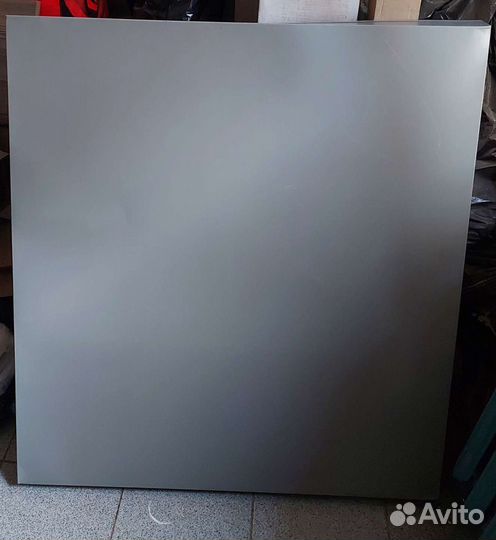 Жестяной поддон б/у