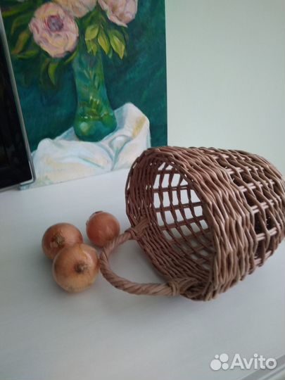 Подвесная корзина на кухню в стиле Zara Home