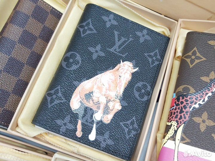 Новая обложка на паспорт Louis Vuitton monogram