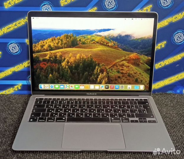 Ноутбук Apple MacBook Air 13 (A2337, M1, 8/256gb)