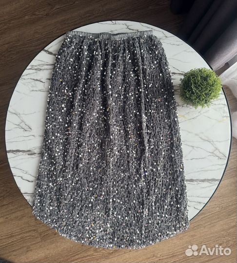 Новая праздничная юбка с пайетками