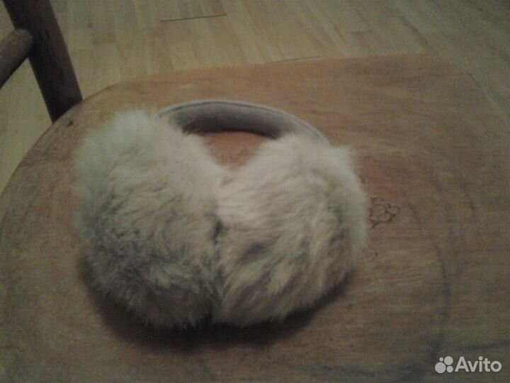 Меховые наушники новые