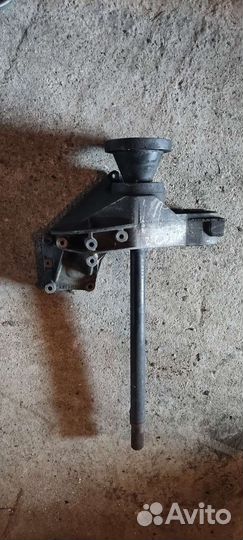 Полуось с кронштейном, мв Вито 2.2,638к