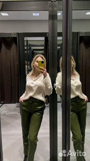 Хостес, модель, ассистент, помощник организатора м