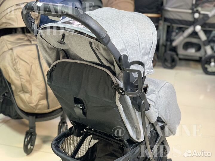Новая легкая прогулочная коляска