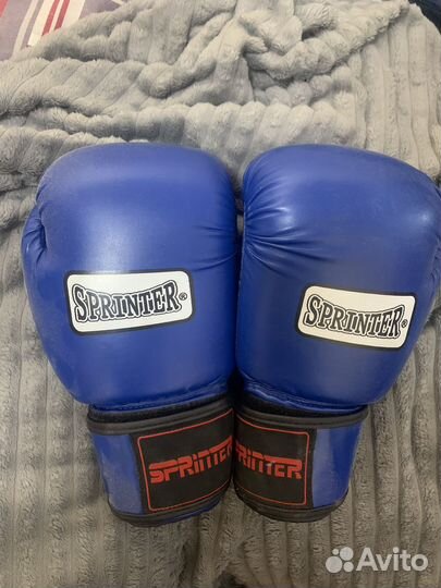 Боксерские перчатки
