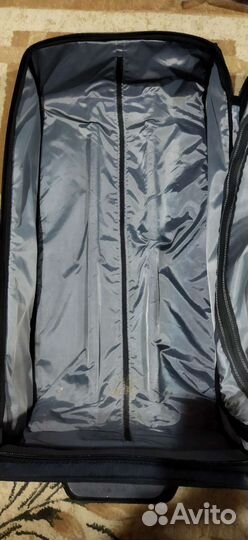 Чемодан- сумка с выдвижной ручкой на колесах бу