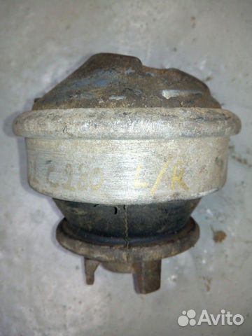 Опора двигателя L/R Мерседес W202/W210 M104