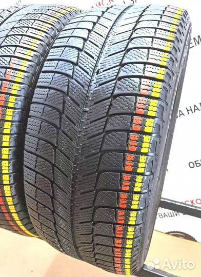 Michelin X-Ice 3 245/45 R18 100R