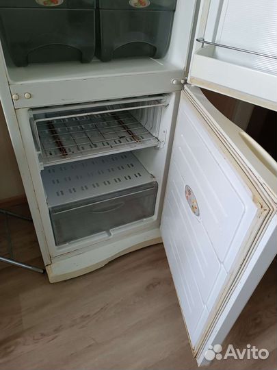 Холодильник бу
