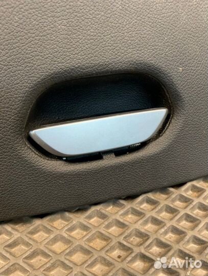 Бардачок передний левый Bmw 7-Series G12