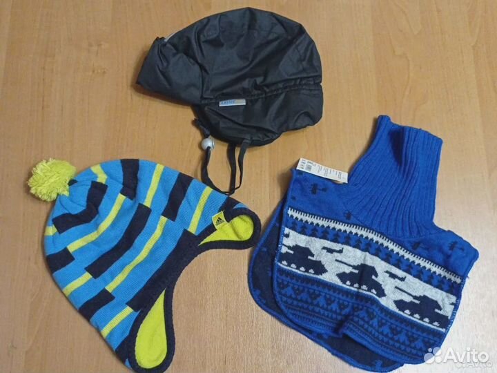 Шапки Lassie Tec, Adidas б/у, новый шарф от