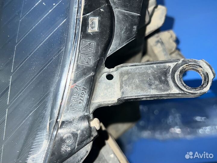 Фары тойота королла е150 оригинал