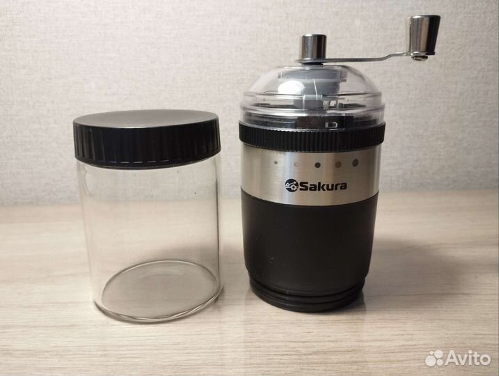 Кофемолка ручная Sakura