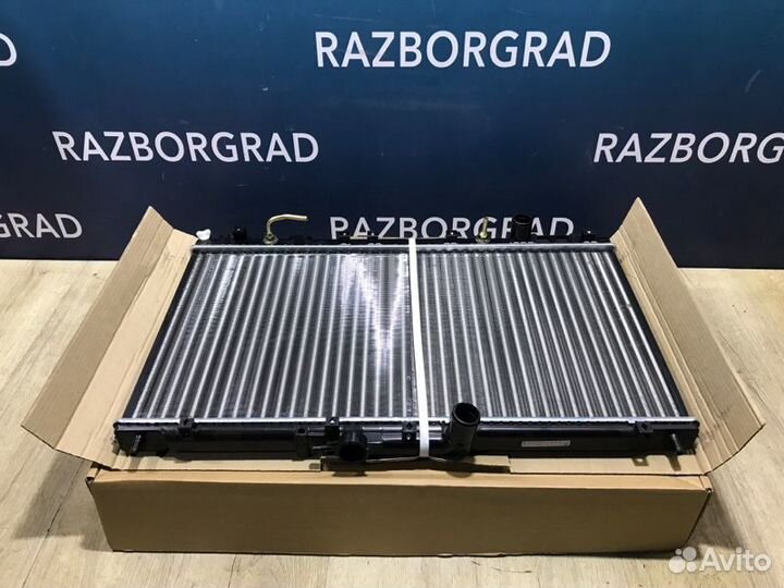 Радиатор охлаждения Mitsubishi Galant 8 АКПП