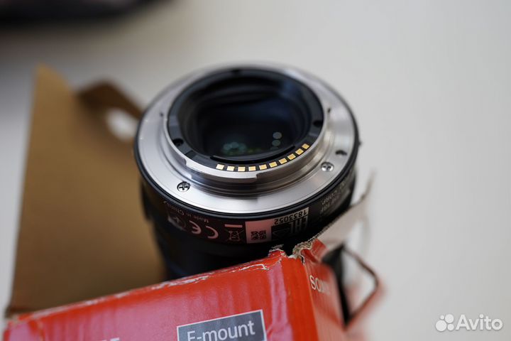 Объектив sony FE 35mm F1.8